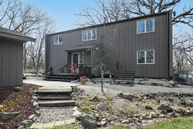 115 S Westwood AVENUE, Burlington, WI 53105