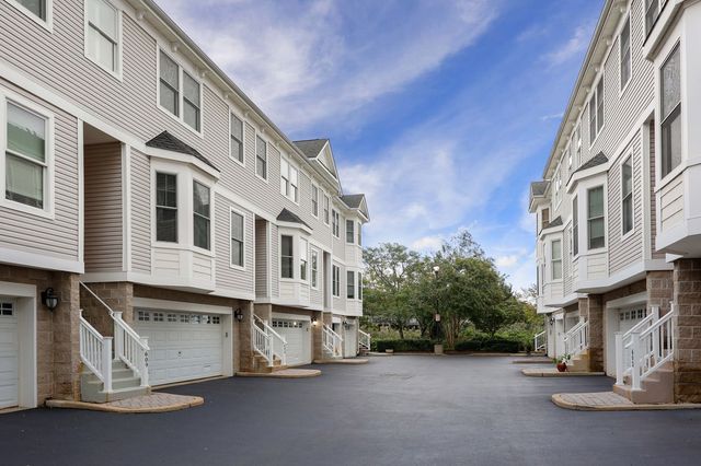 607 Park Avenue, Port Monmouth, NJ 07758