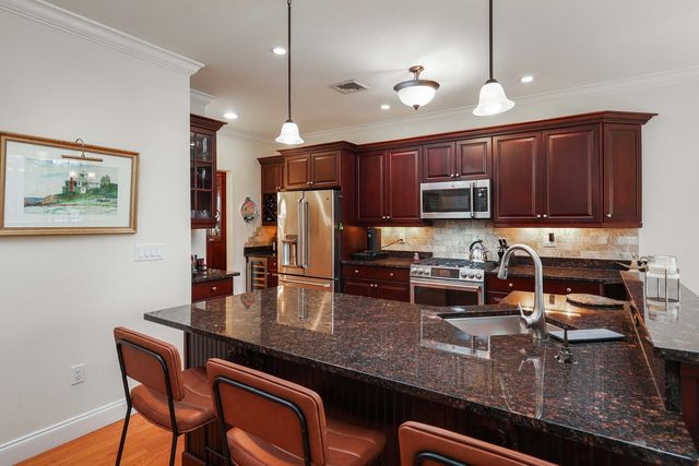 607 Park Avenue, Port Monmouth, NJ 07758