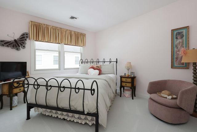 607 Park Avenue, Port Monmouth, NJ 07758