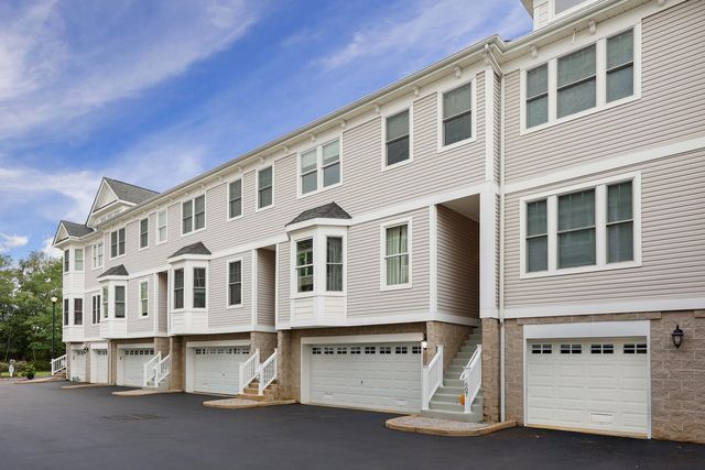 607 Park Avenue, Port Monmouth, NJ 07758