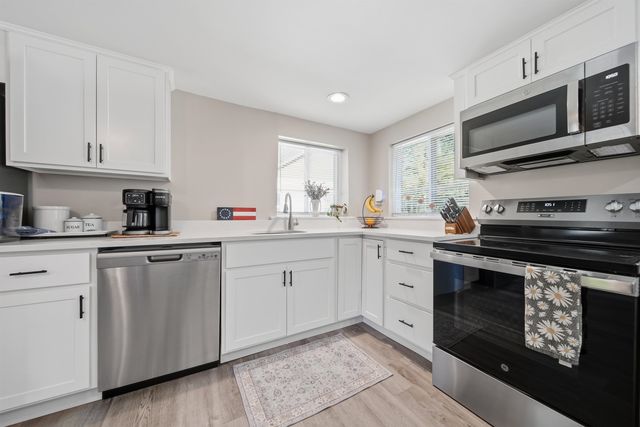 74 Swiggey Brook Road, Chichester, NH 03258