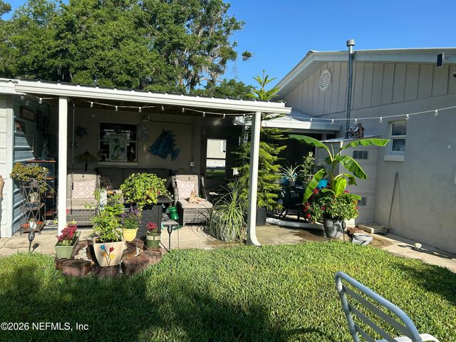 117 CRESTBREEZE Manor, Crescent City, FL 32112