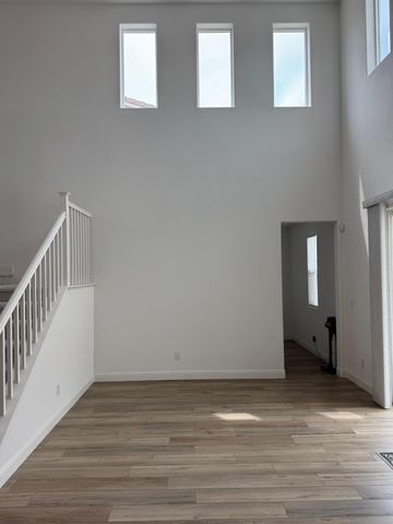 3989 Salt Point Way, Rancho Cordova, CA 95742