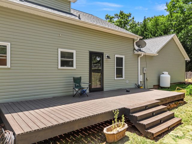 115 Suffolk Rd, Boiling Springs, SC 29316