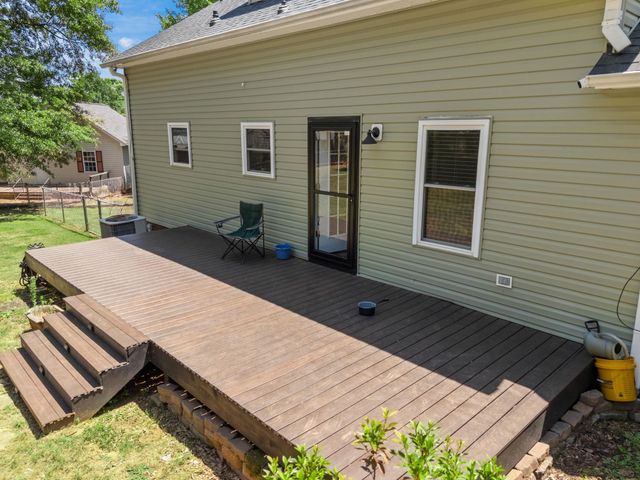 115 Suffolk Rd, Boiling Springs, SC 29316