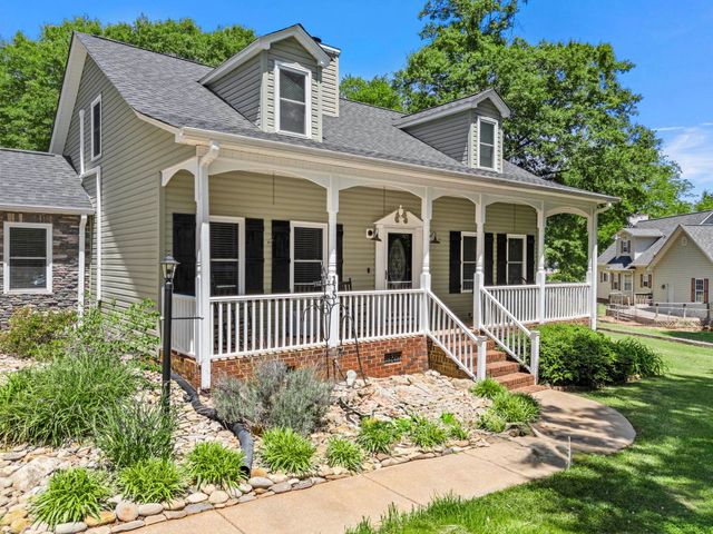 115 Suffolk Rd, Boiling Springs, SC 29316