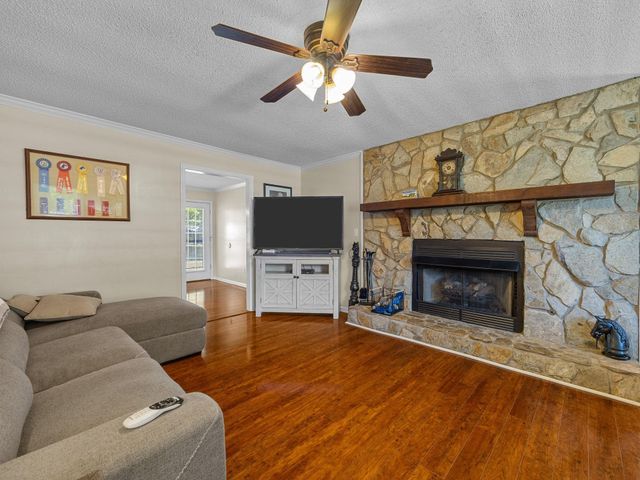 115 Suffolk Rd, Boiling Springs, SC 29316