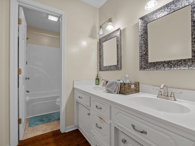 115 Suffolk Rd, Boiling Springs, SC 29316