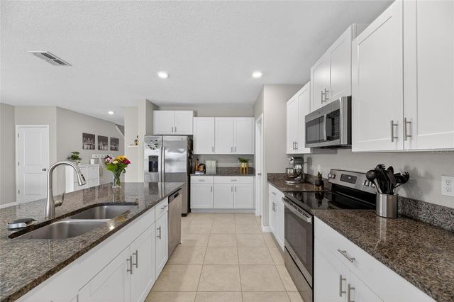 16791 DELIA STREET, Wimauma, FL 33598