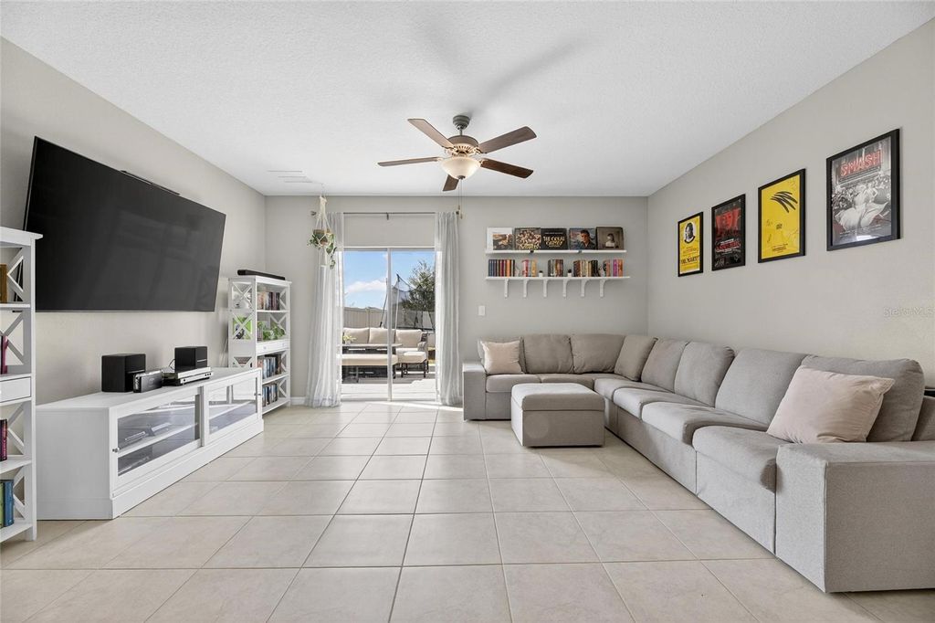 Image 11 of property listing at 16791 DELIA STREET, Wimauma, FL 33598