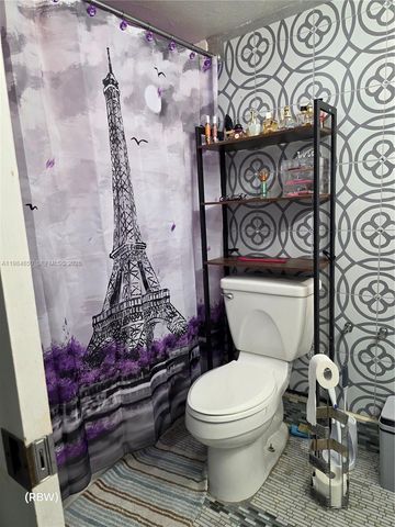 7532 NW 86th Ter 104, Tamarac, FL 33321