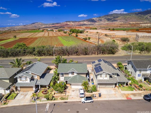 94-1059 Pouhana Way 3, Waipahu, HI 96797