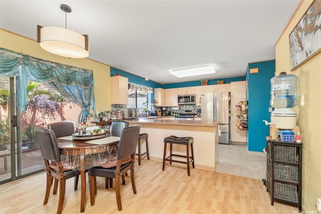 94-1059 Pouhana Way 3, Waipahu, HI 96797