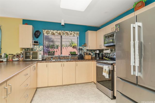 94-1059 Pouhana Way 3, Waipahu, HI 96797