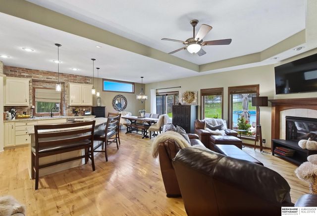 19302 Blaine Street, Omaha, NE 68135