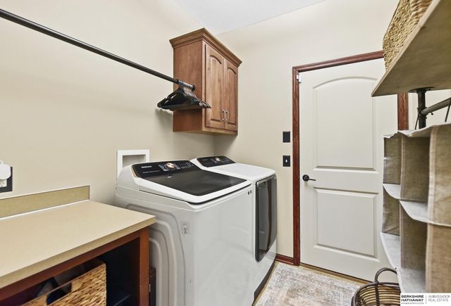 19302 Blaine Street, Omaha, NE 68135