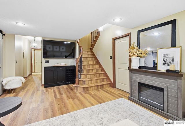 19302 Blaine Street, Omaha, NE 68135