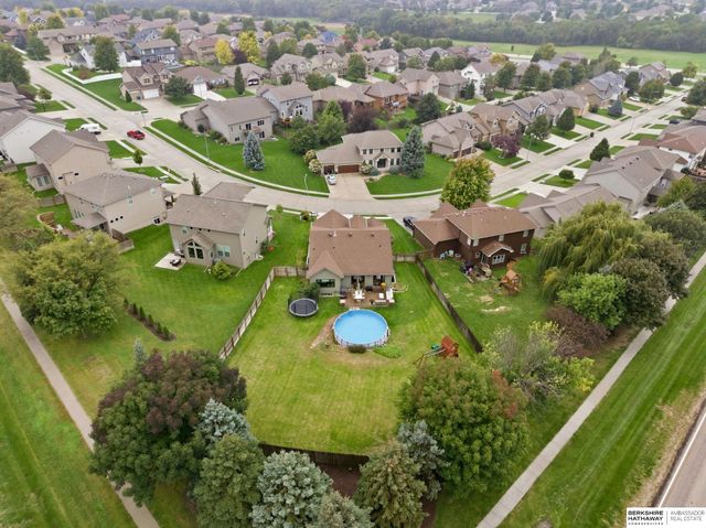 19302 Blaine Street, Omaha, NE 68135