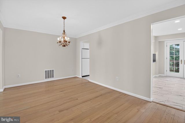 10101 GALSWORTHY PL, Bethesda, MD 20817