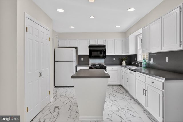 10101 GALSWORTHY PL, Bethesda, MD 20817