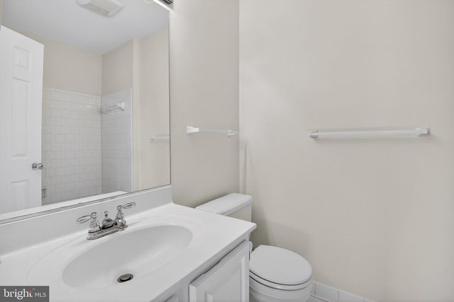 10101 GALSWORTHY PL, Bethesda, MD 20817