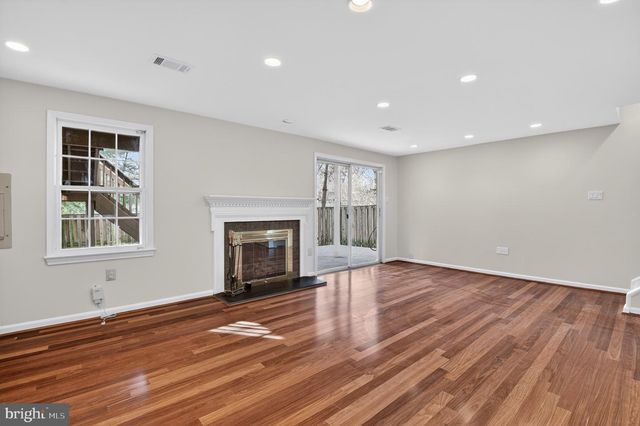 10101 GALSWORTHY PL, Bethesda, MD 20817