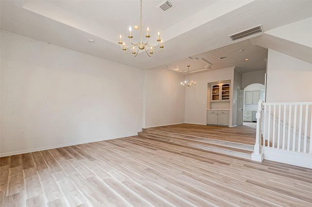 2150 Stacy Knoll, Houston, TX 77008