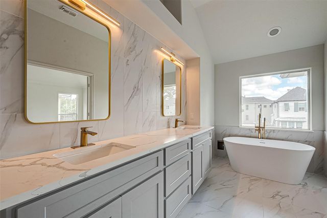 2150 Stacy Knoll, Houston, TX 77008