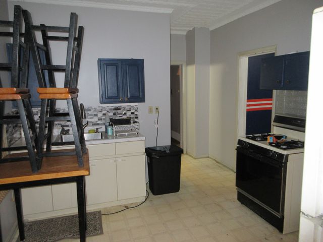 10011 S Exchange Avenue, Chicago, IL 60617