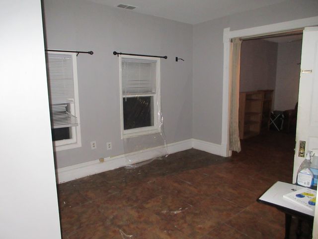 10011 S Exchange Avenue, Chicago, IL 60617