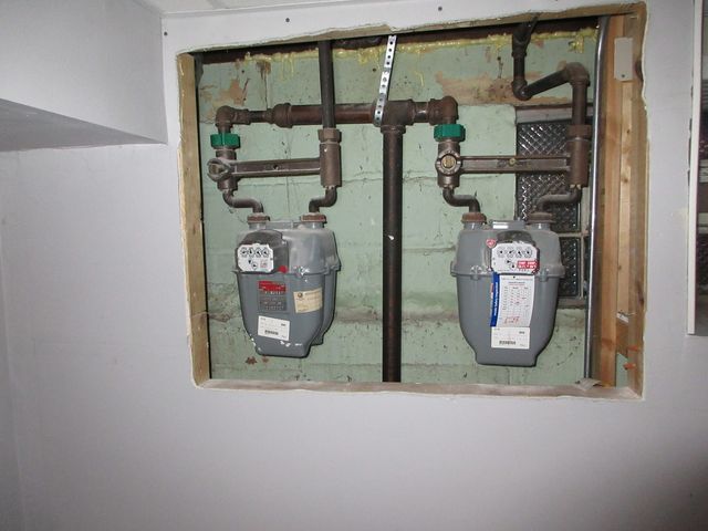 10011 S Exchange Avenue, Chicago, IL 60617