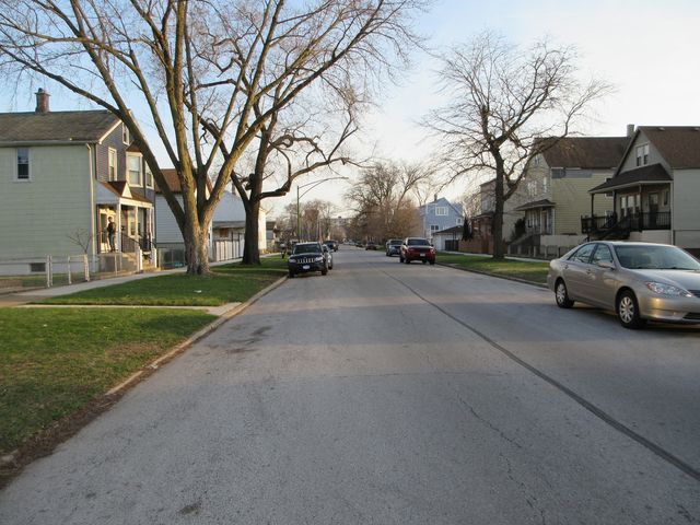 10011 S Exchange Avenue, Chicago, IL 60617