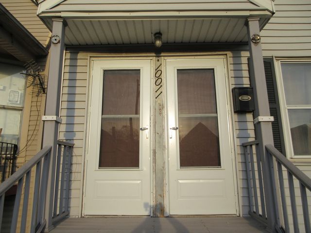 10011 S Exchange Avenue, Chicago, IL 60617