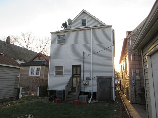 10011 S Exchange Avenue, Chicago, IL 60617