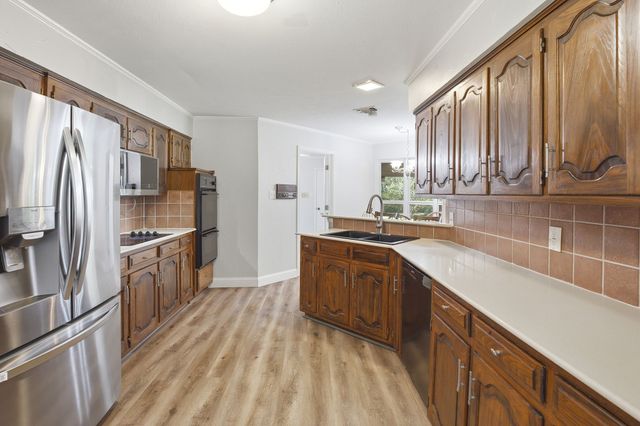 175 Moonlight Drive, Murphy, TX 75094