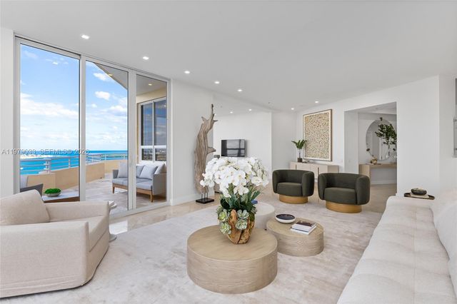 808 Brickell Key Drive 3901, Miami, FL 33131