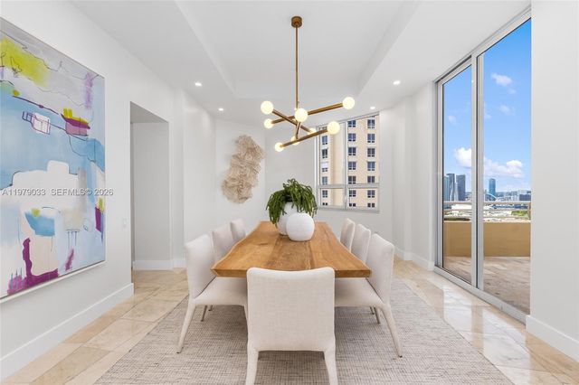 808 Brickell Key Drive 3901, Miami, FL 33131