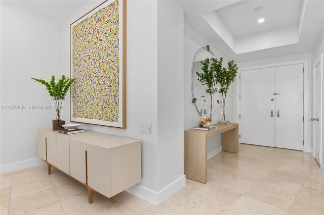 808 Brickell Key Drive 3901, Miami, FL 33131