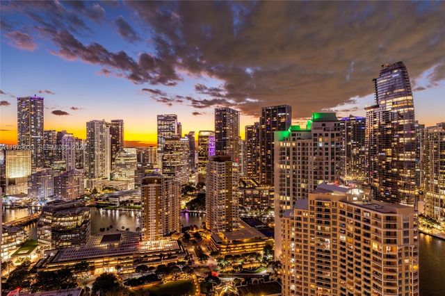 808 Brickell Key Drive 3901, Miami, FL 33131