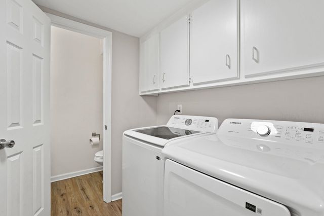 221 TIMBROOKE Way, Easley, SC 29642