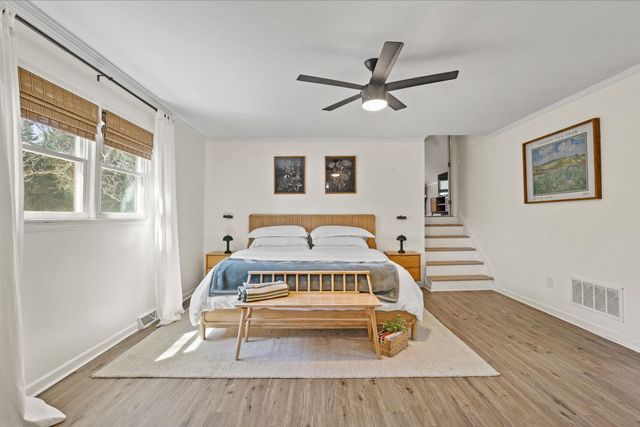 221 TIMBROOKE Way, Easley, SC 29642