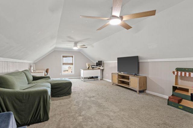 221 TIMBROOKE Way, Easley, SC 29642