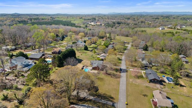 221 TIMBROOKE Way, Easley, SC 29642