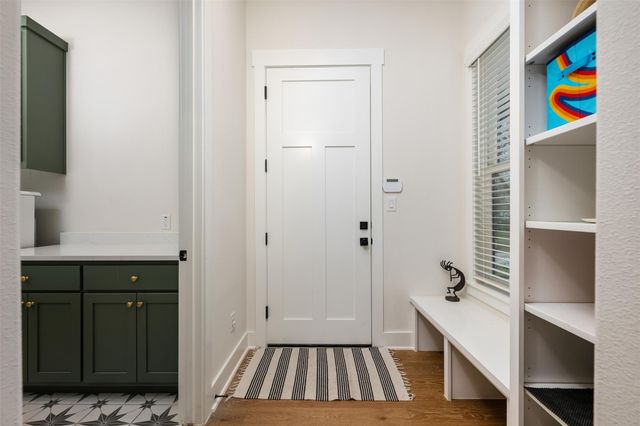 510 E 7th ST, Georgetown, TX 78626