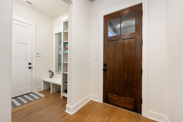 510 E 7th ST, Georgetown, TX 78626