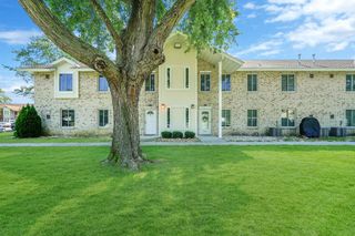 24 El Camino Court E24, Coram, NY 11727
