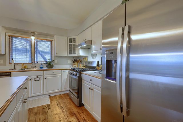 38895 Ridgeview Circle, Clinton Twp, MI 48036