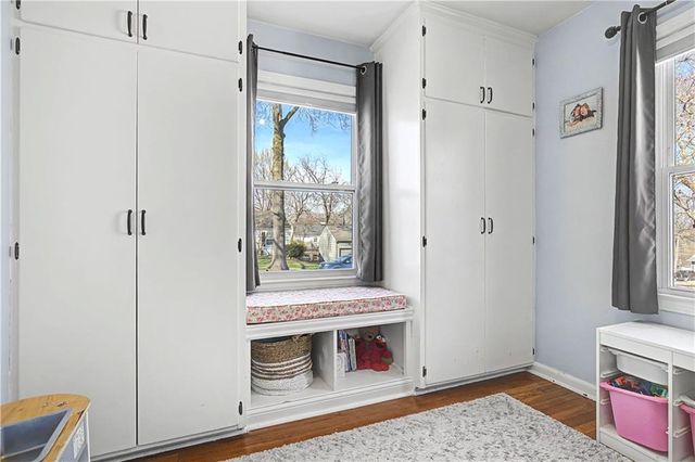 2711 W 73rd Terrace, Prairie Village, KS 66208