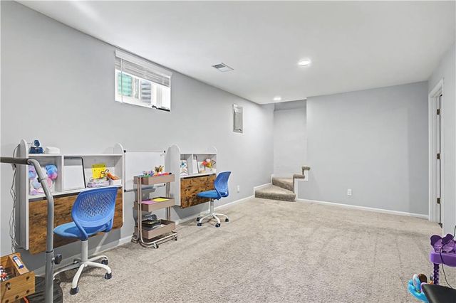 2711 W 73rd Terrace, Prairie Village, KS 66208